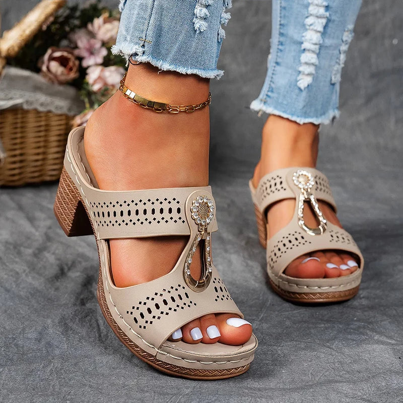 Maria | Chic and comfortable orthopaedic sandals