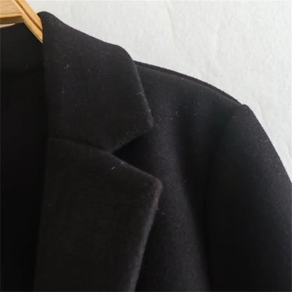 Casy l Lightweight Coat