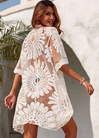 Diva l Embroidered Kimono