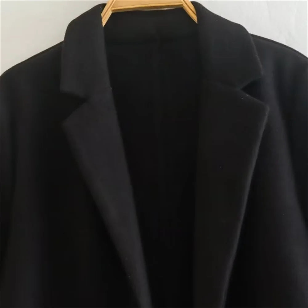 Casy l Lightweight Coat