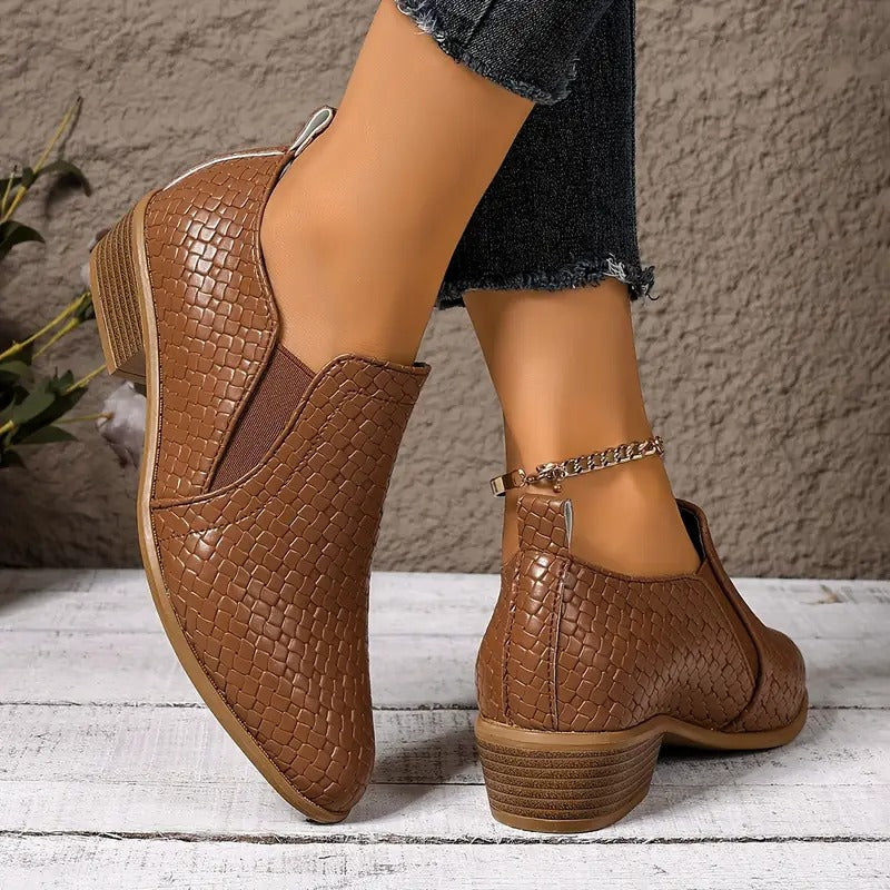 Eloria Oxford Shoes | Timeless Elegance with Comfort