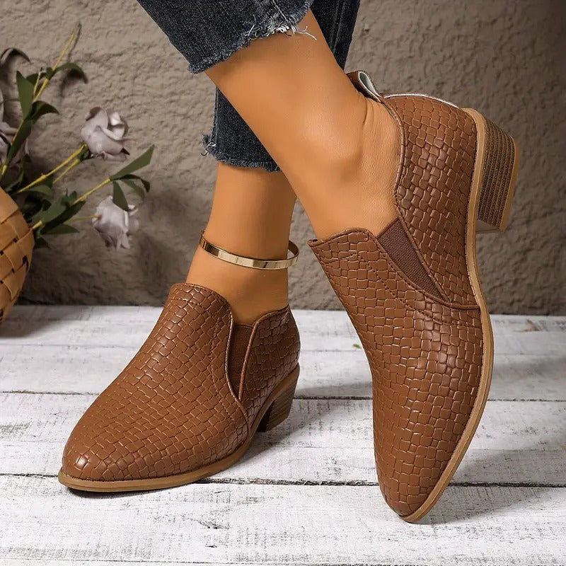 Eloria Oxford Shoes | Timeless Elegance with Comfort